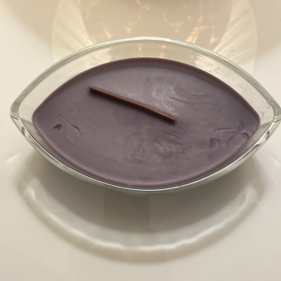 Wood Wick Large Trilogy candle. Scent Amethyst Sky No tops Slight imperfections. - Picture 2 of 3
